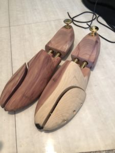 【徹底解説】シューツリーのススメ【一生履ける靴へ育てよう】