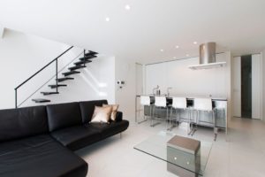 【余白を楽しむ】ミニマリストこそ1LDKに住むのがおすすめ【ローランド思考】