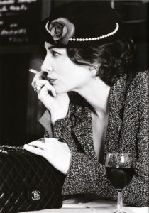 【最強ミニマリスト】「ココ・シャネルの言葉」を読んだけど格好良すぎる件【レビュー】