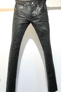 【ミニマリスト】デニムを5年振りに新調しました【FAGASSENT】