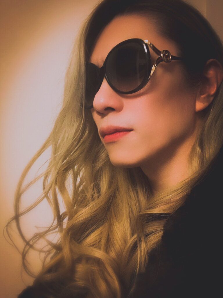 DIR EN GREY Dieが爆音上映会で掛けていたサングラスとは？