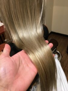 【気になる効果】2回ブリーチした髪にインカラミトリートメントを施術した驚きの結果