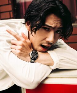 【予算150万以下】腕時計 CHANEL J12に秘めた隠された秘密