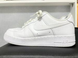 【ローランド愛用】エアフォース1を購入して丸1カ月毎日履いたガチの感想【結論：最高です】