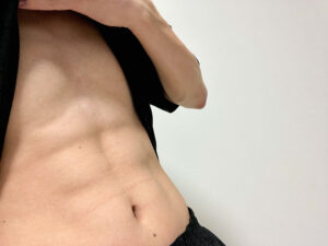 【筋トレ系ミニマリスト】ジムに通い始めてからこの1年間で体重が13キロ増えた