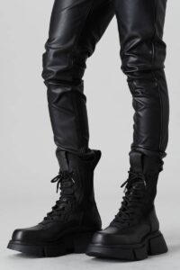 【※グロ注意】誕生日プレゼントに靴をあげるのは良く無いと思った話