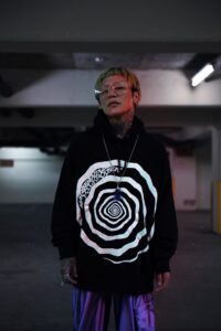 【DIR Shinya愛用】MILKBOYのパーカーとは？メンヘラ？