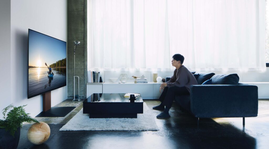 【ミニマリストにテレビ台は不要？】おすすめの壁掛けについて解説