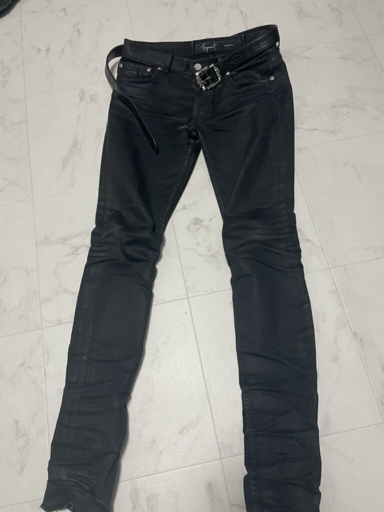 【経年変化】ファガッセンのデニムを丸2年履いてみた【結論：股は裂けた】