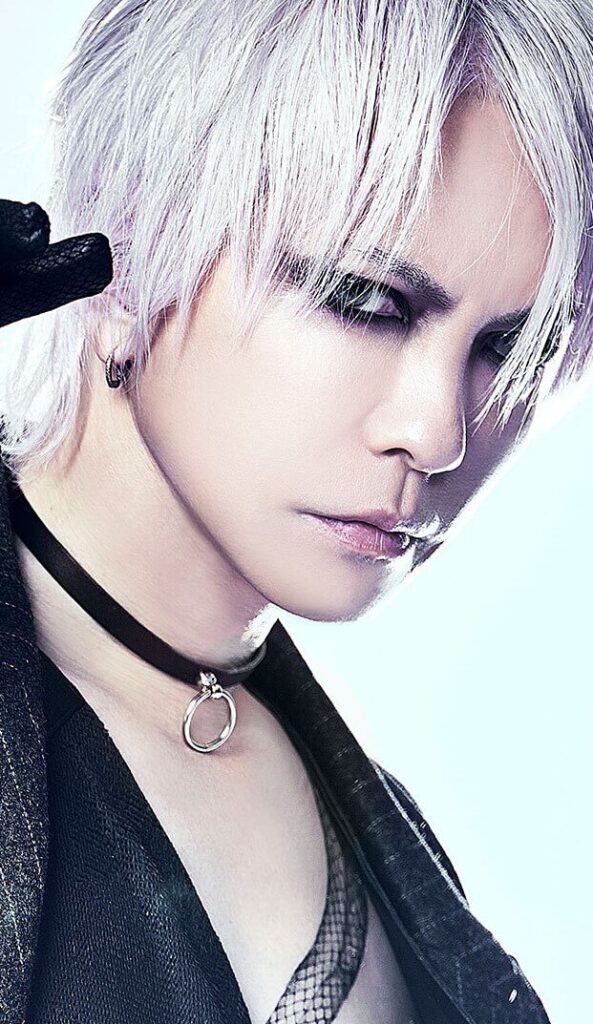 【保存推奨】HYDEのスマホの待受画面はレッサーパンダ！