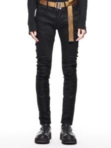 【経年変化】ユリウスのスキニーデニムを2カ月履いてみた【FAGASSENTと比較】