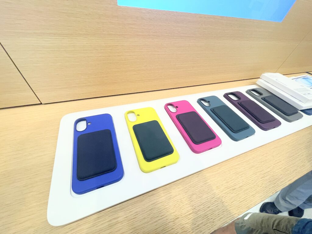 【レビュー】実物のiPhone16pro/AppleWatch10を見てきた感想【微妙】