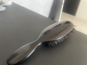 【初任給で購入】自分が10年使っている所持品とは？