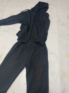 ミニマリストの部屋着はどうしてる？結論、全身ユニクロです【シンプルイズベスト】