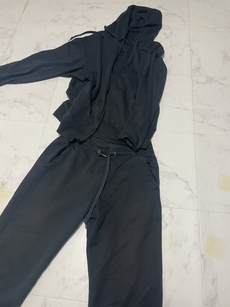 ミニマリストの部屋着はどうしてる？結論、全身ユニクロです【シンプルイズベスト】