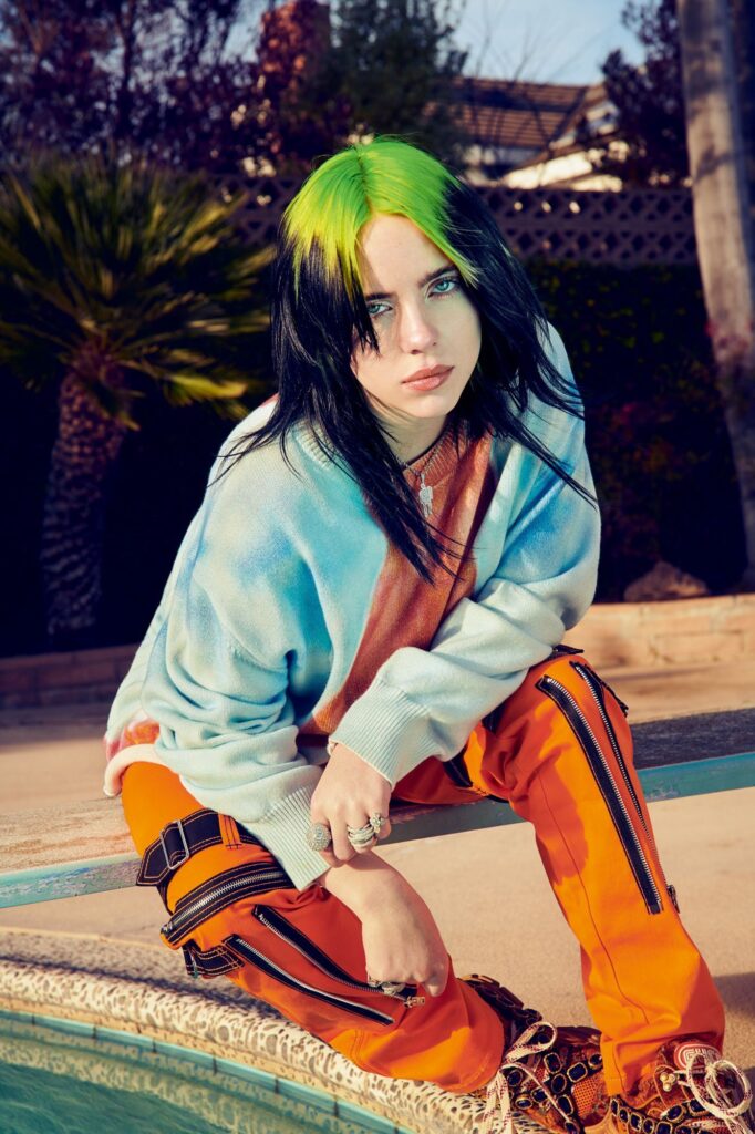 【ビリー・アイリッシュ愛用】G-SHOCK「DW5600IC22-4CR」とは？