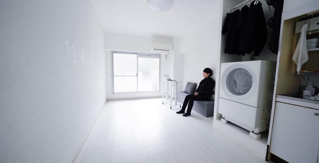 【2025年文庫版】手ぶらで生きるを読んだ感想【ミニマリストしぶ】