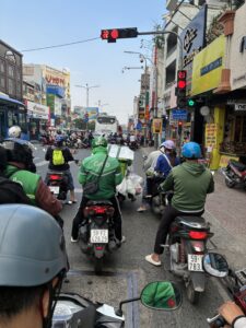 【今すぐ物欲をなくしたい人必見】今すぐ東南アジアへバックパッカー1人旅に出よう