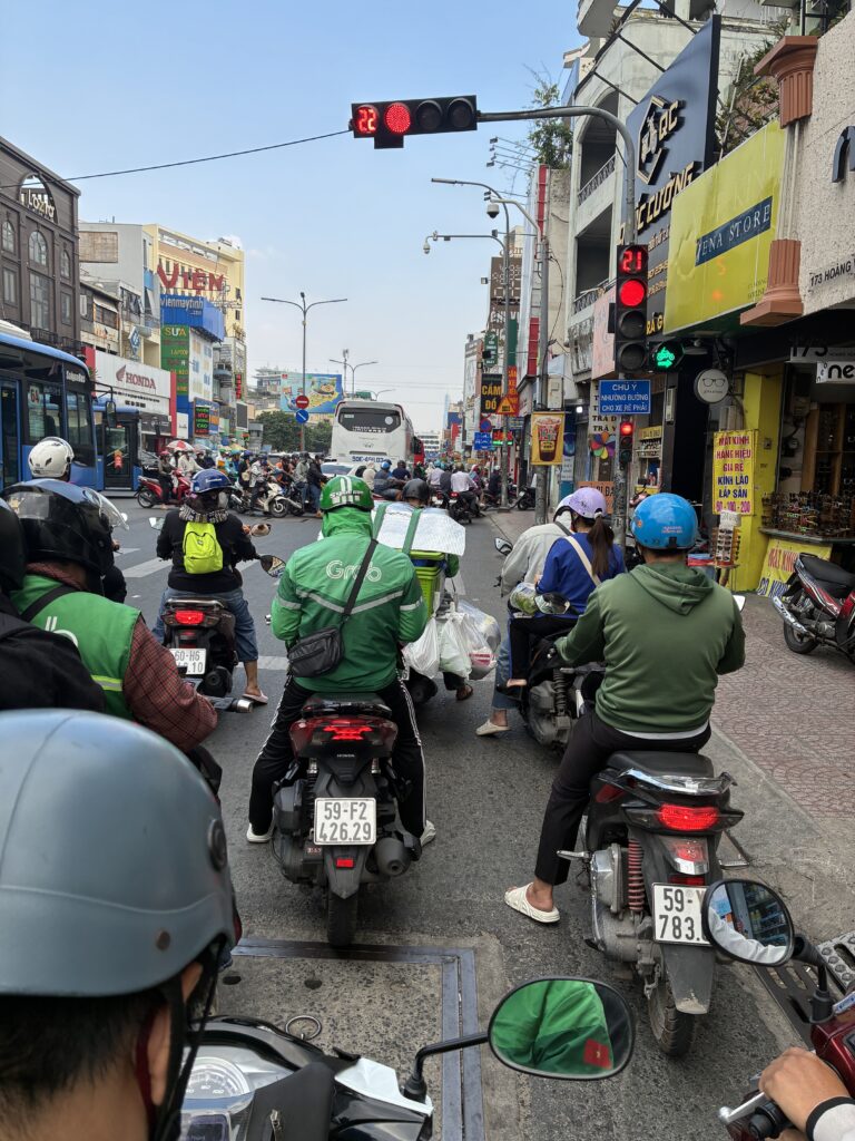 【今すぐ物欲をなくしたい人必見】今すぐ東南アジアへバックパッカー1人旅に出よう