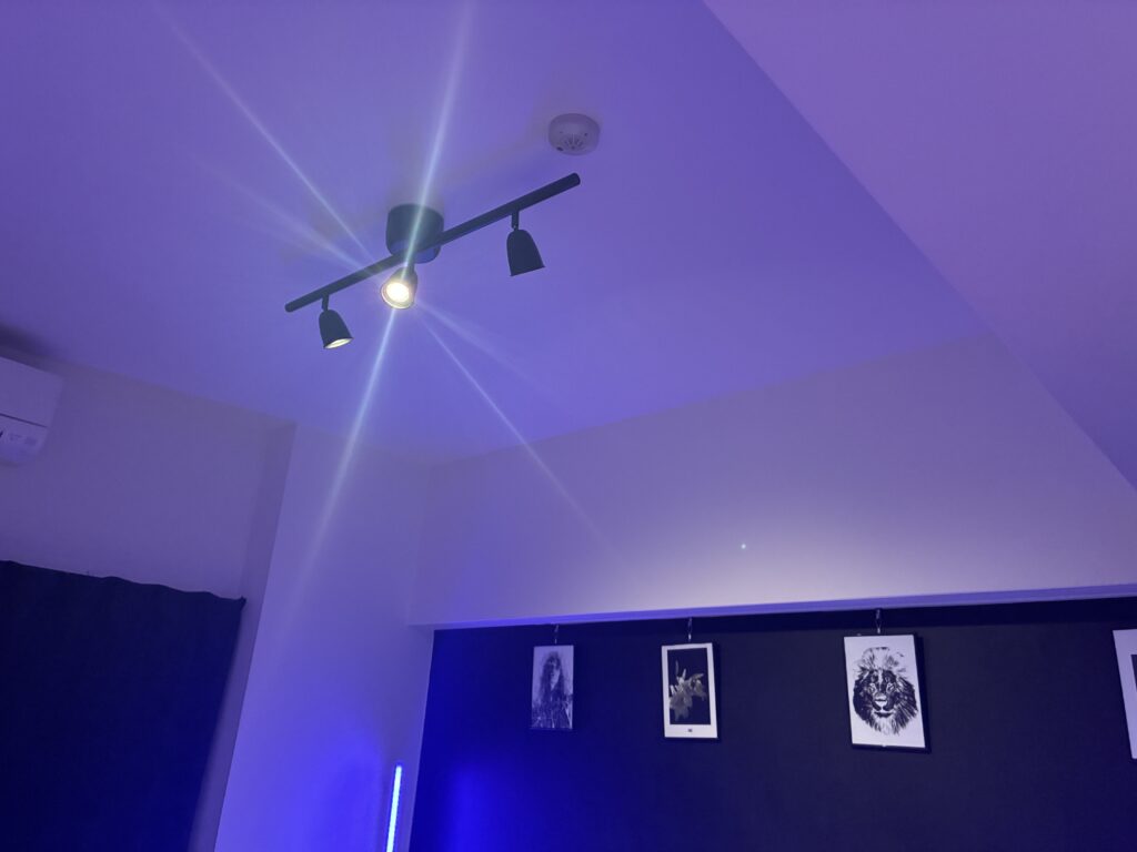 【睡眠改善になるのか】間接照明だけで生活をしてみる【結論：多分良い】